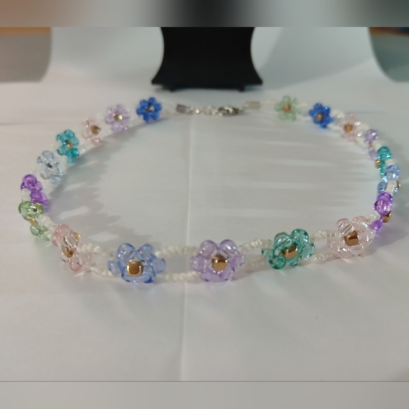 Handmade Flower Choker Necklace - Picture 3 of 4
